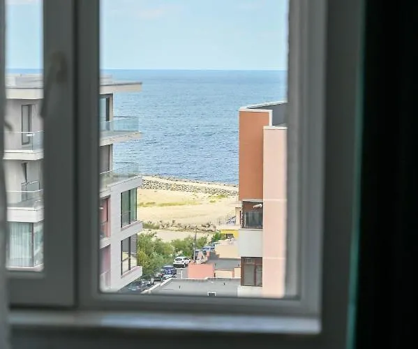 The Sea Breeze Apartment Constanţa