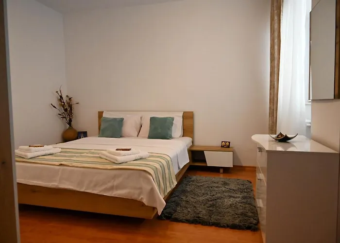 The Sea Breeze Apartment Constanţa